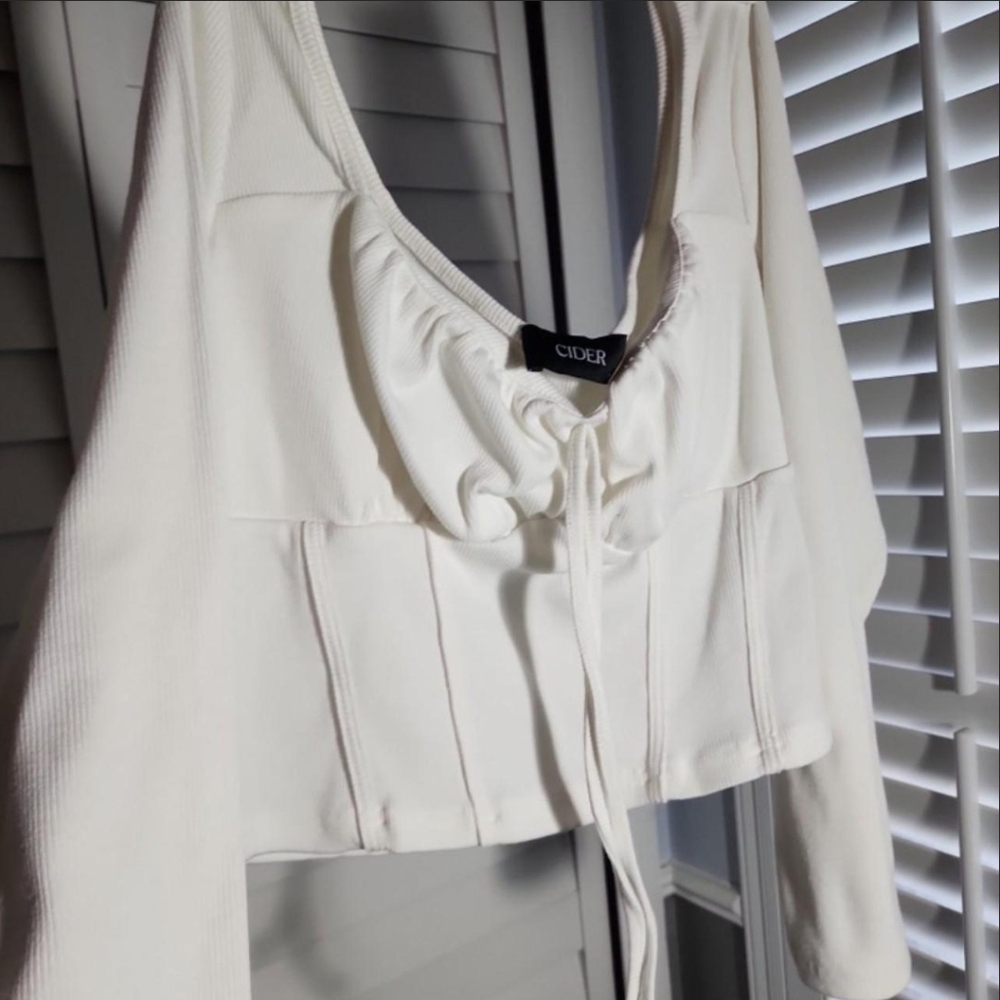 Cider Off-White Tie Front Crop Top
